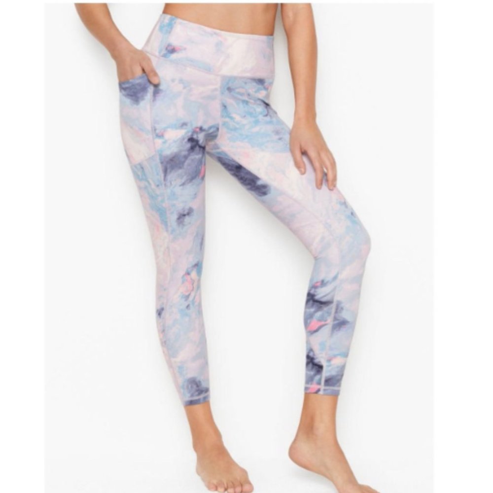 Victorias Secret Flow On Point Essential High-Rise Blue Marble Cloud Legging